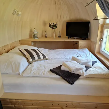 Tiny Igloo Lindstroem Apartament Belau